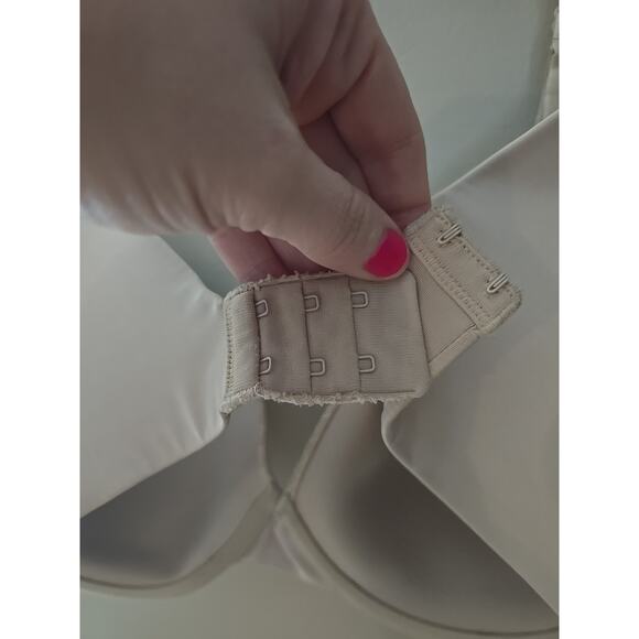 Vanity Fair Beauty Back Beige Floral Lace Full Coverage Underwire Bra Size 36D - Picture 5 of 6